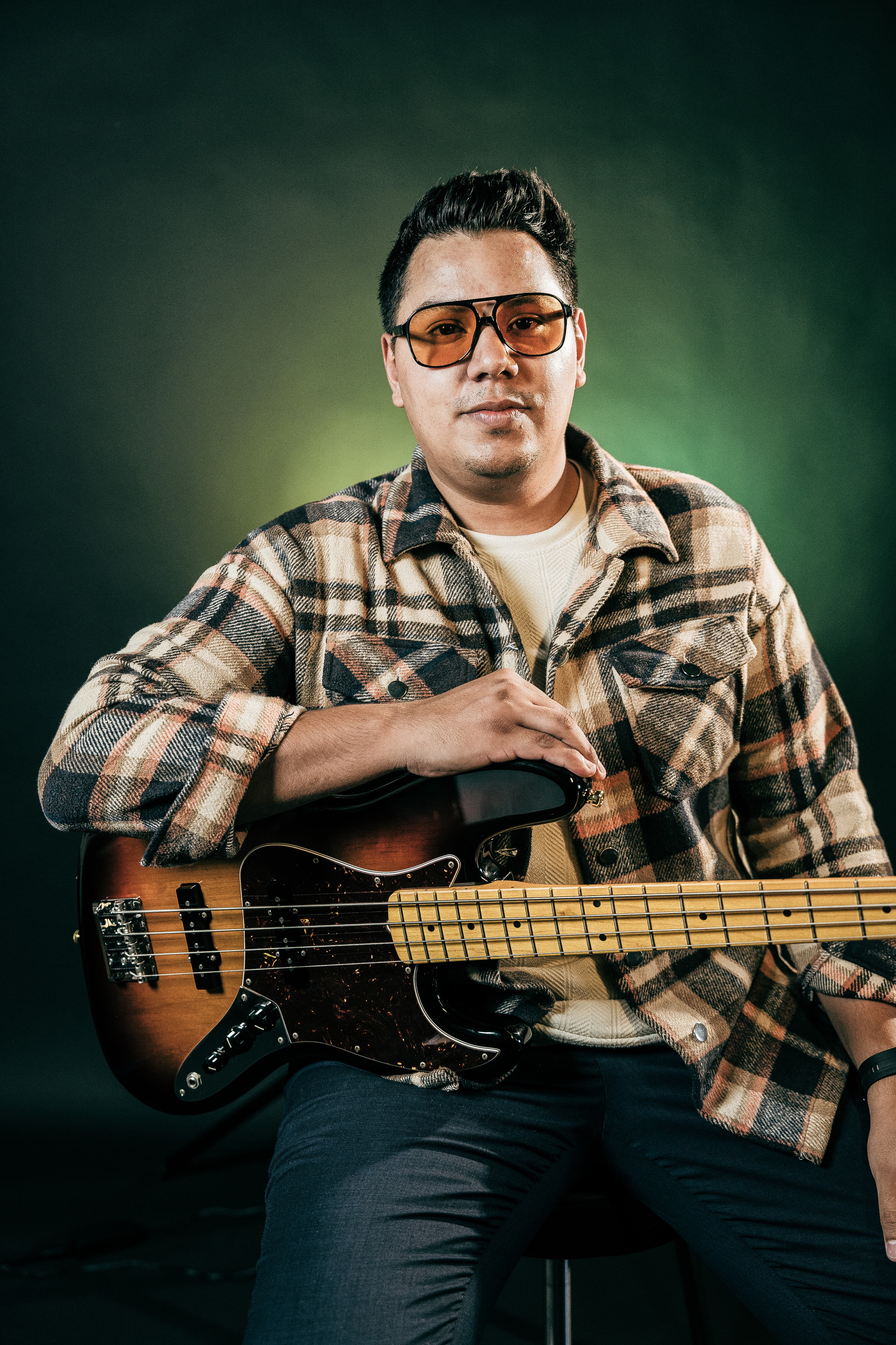 Ariel Badilla — Bajo · Voz